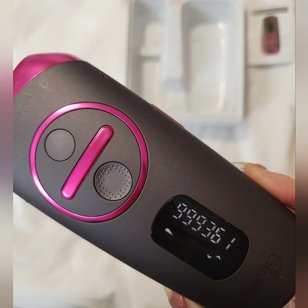At Home Laser Hair Removal Device - Picture 2 of 4